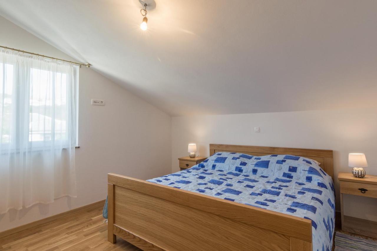 Apartments By The Sea Simuni, Pag - 18386 Kolan Exterior foto